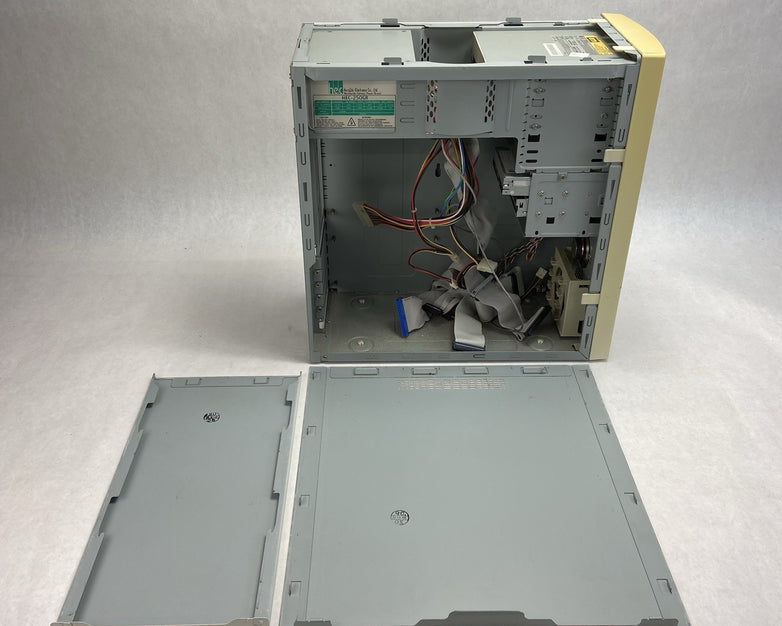 Vintage Unbranded Mid Tower Computer Case HEC HEC-250GR 250W ATX PSU