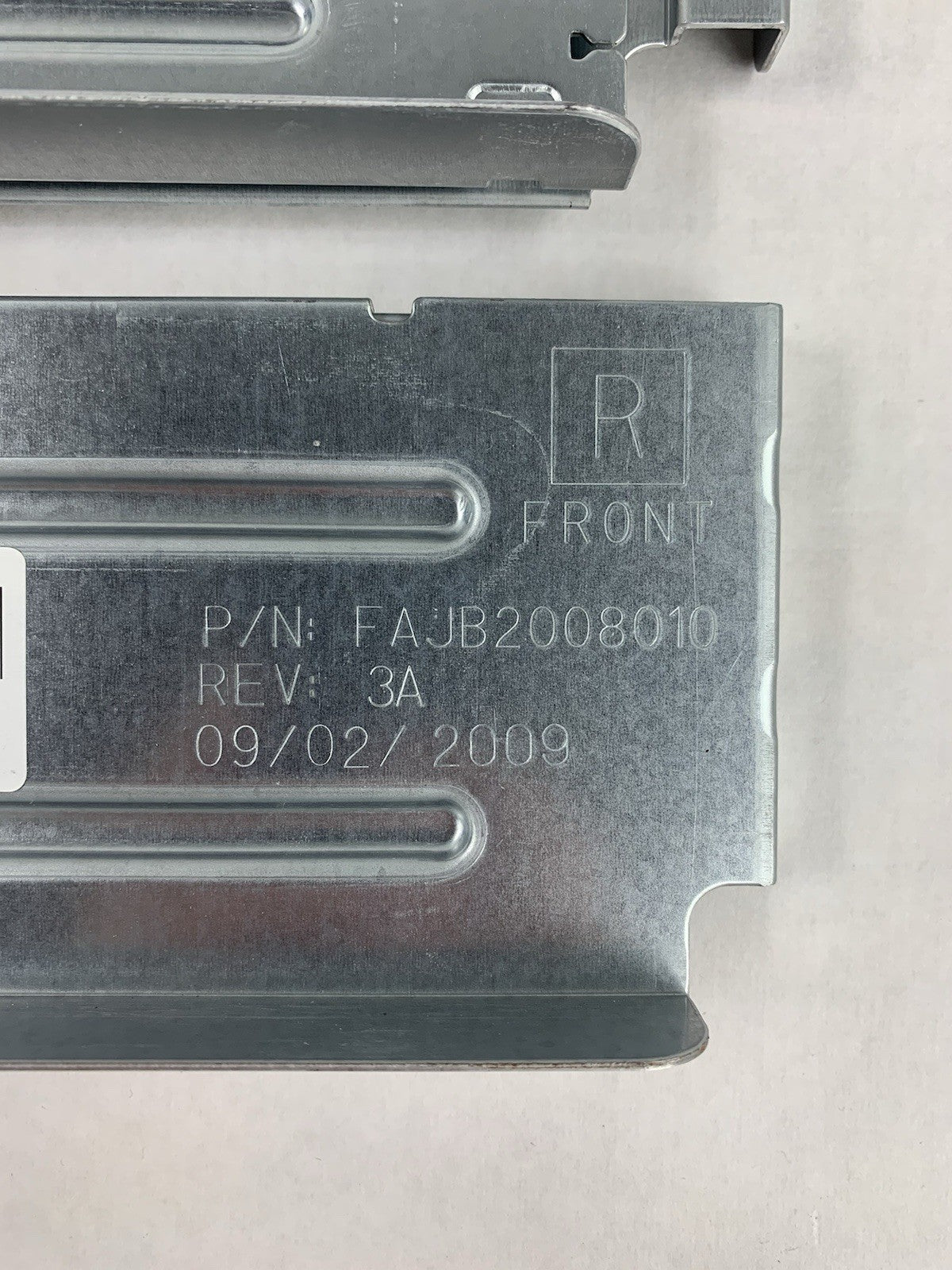 Sun 594-5318-01 Server Rail Kit Outers Only