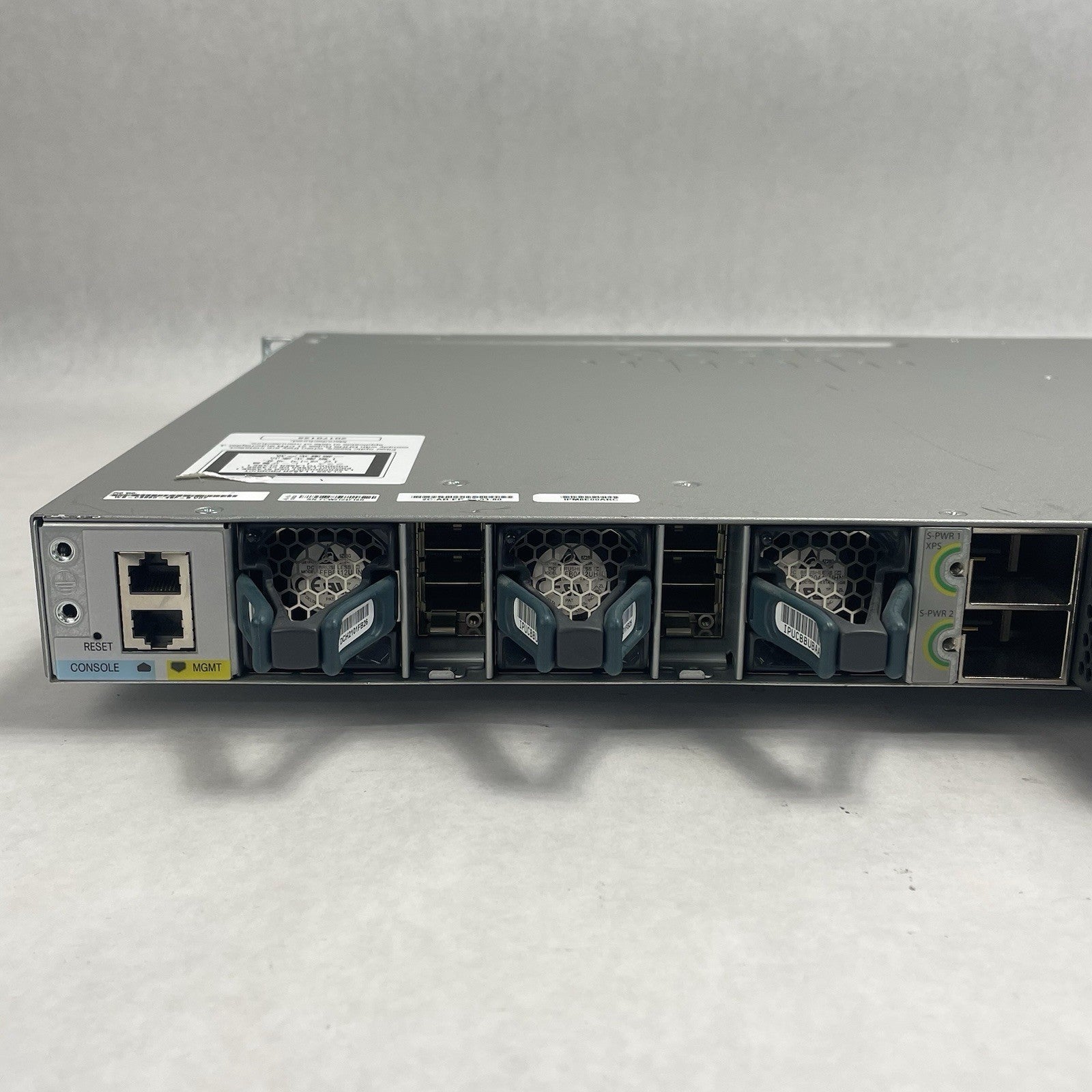 Cisco WS-C3850-48P-S 48 V07 Port Switch 1x 1100W PSU 2x 10Gig Tested & Reset10