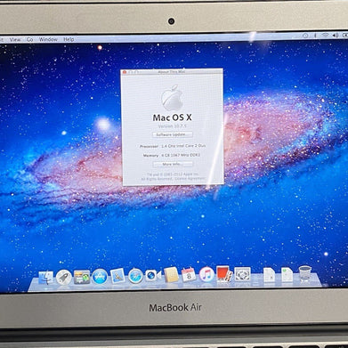 Apple MacBook Air A1370 2010 11" 1.4GHz Core 2 Duo 4GB RAM 60GB SSD os10.7.5