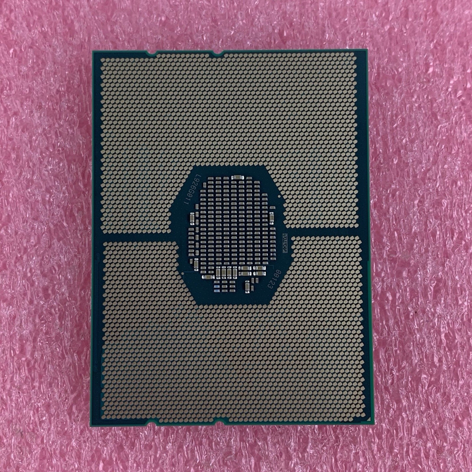 Intel Xeon Gold 5222 4-Core 3.80 GHz 16.5MB LGA3647 Processor SRF8V Tested6