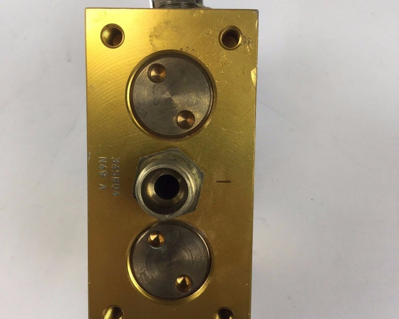 PARKER LUCIFER 345B04 488163N9 250 V= Directional Valve