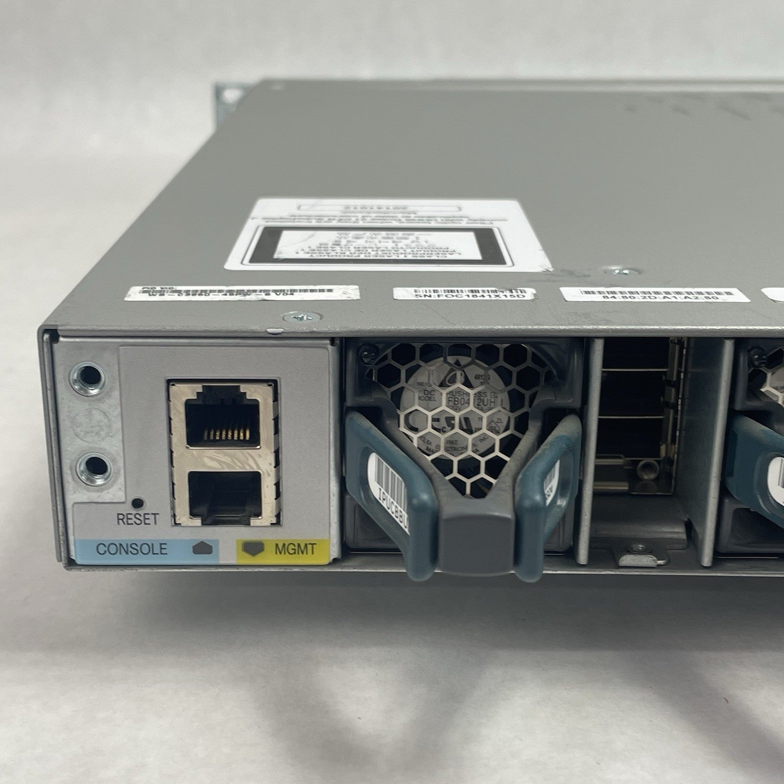 Cisco WS-C3850-48PW-S 48-Port PoE+ Gigabit Layer 3 Managed Switch Tested & Reset11