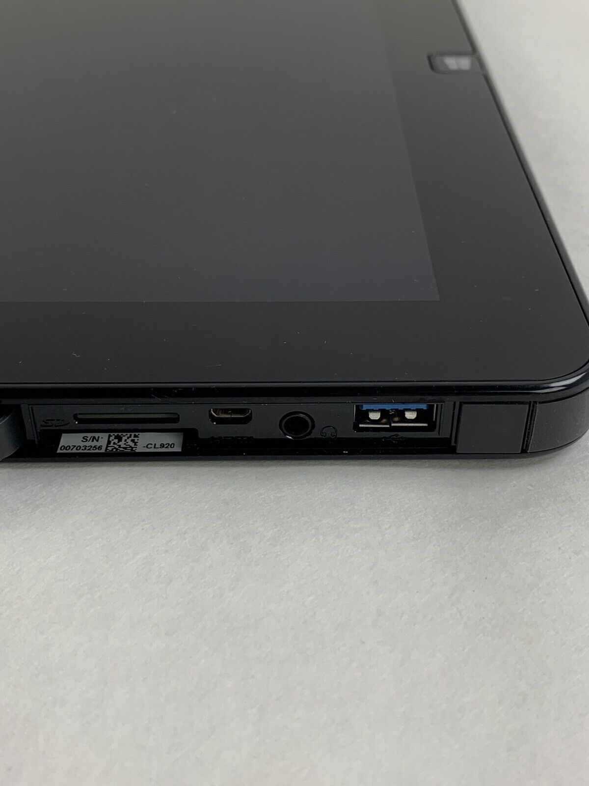 Motion CL920 Tablet PC Pentium N3540 4 GB Ram w/ Stylus No HDD No OS No Battery