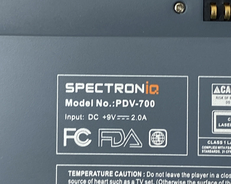 SpectroniQ PDV-700 Portable DVD Player 7" LCD With Travel Case - No Battery