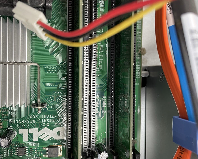 Dell OptiPlex 755 Desktop Intel Core 2 Duo E8300 2.83 GHz 2 GB Ram No HDD No OS