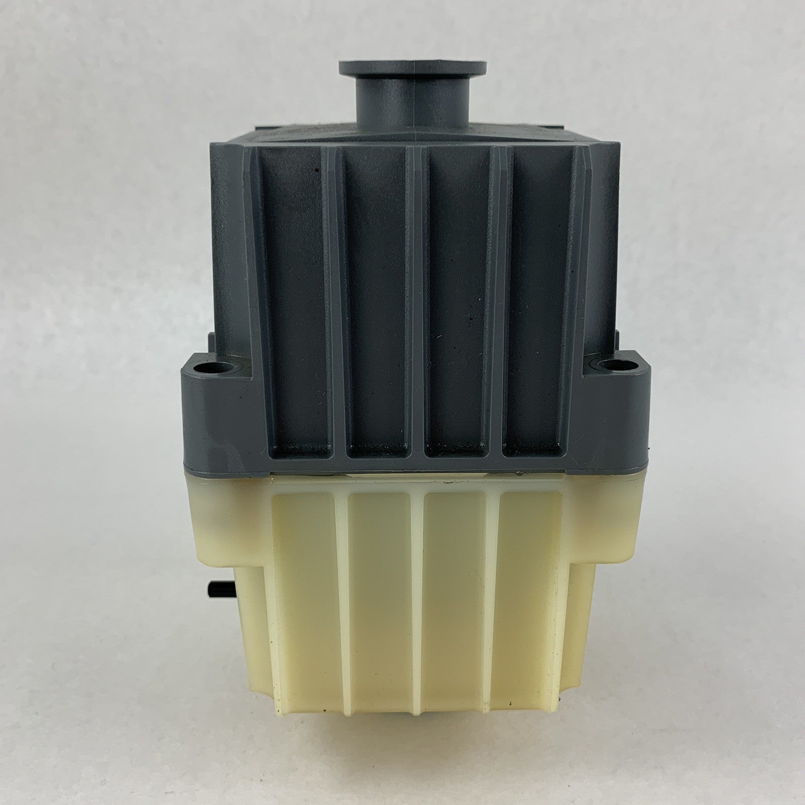 Edwards EMF20 Vacuum Pumps Vacuum Oil Mist Filter & Odor Filter Element Drained