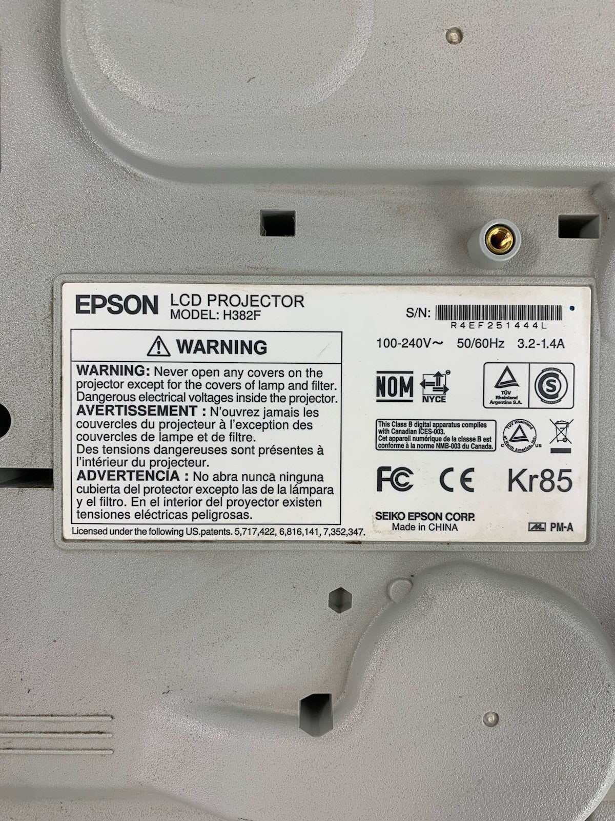 Epson H382F LCD Projector - No Lamp and No Remote - Parts and Repair