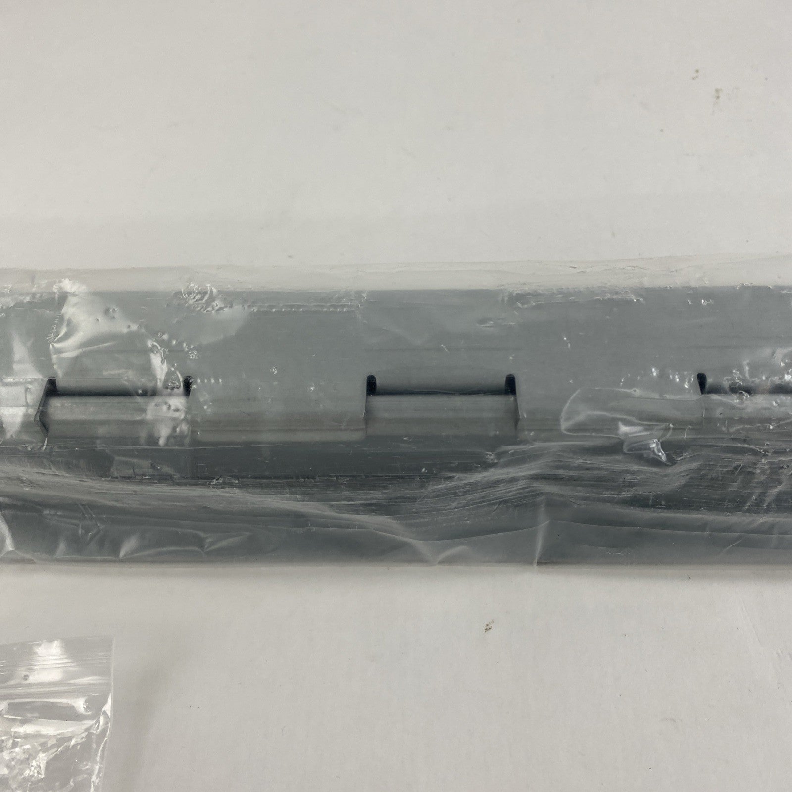Eaton 610-D0620-00 UPS Mount Sliding Rail Kit6