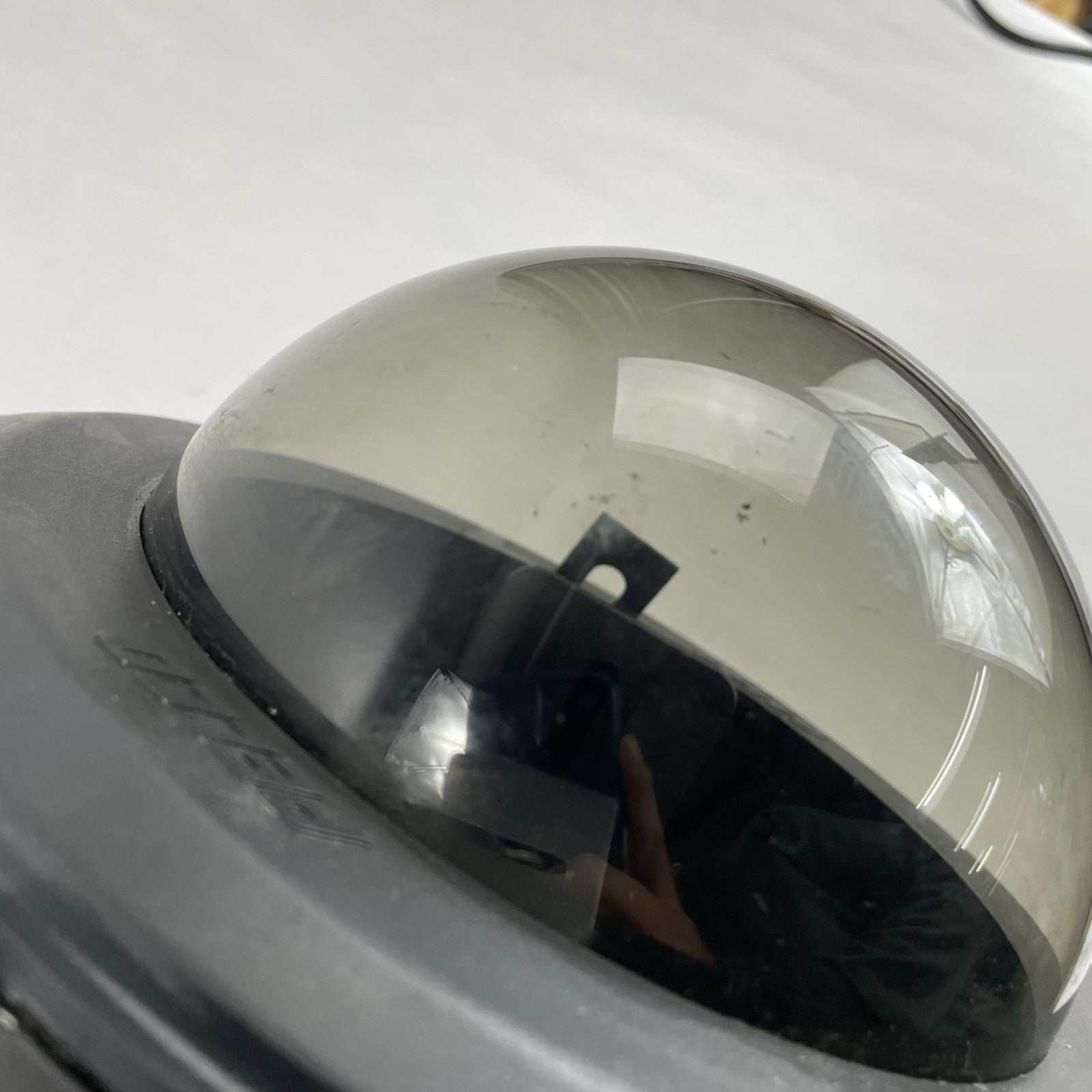 Pelco DF5-PB-0 Fixed In-Ceiling Housing with Tinted Dome