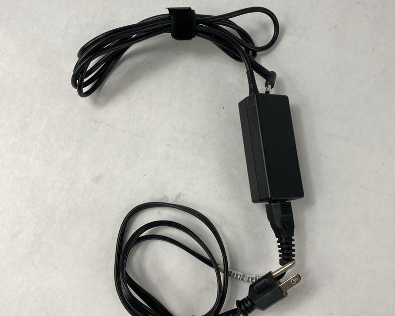 HP HSTNN-CA40 19.5V Blue Tip Small barrel AC Adapter - Lot of 5