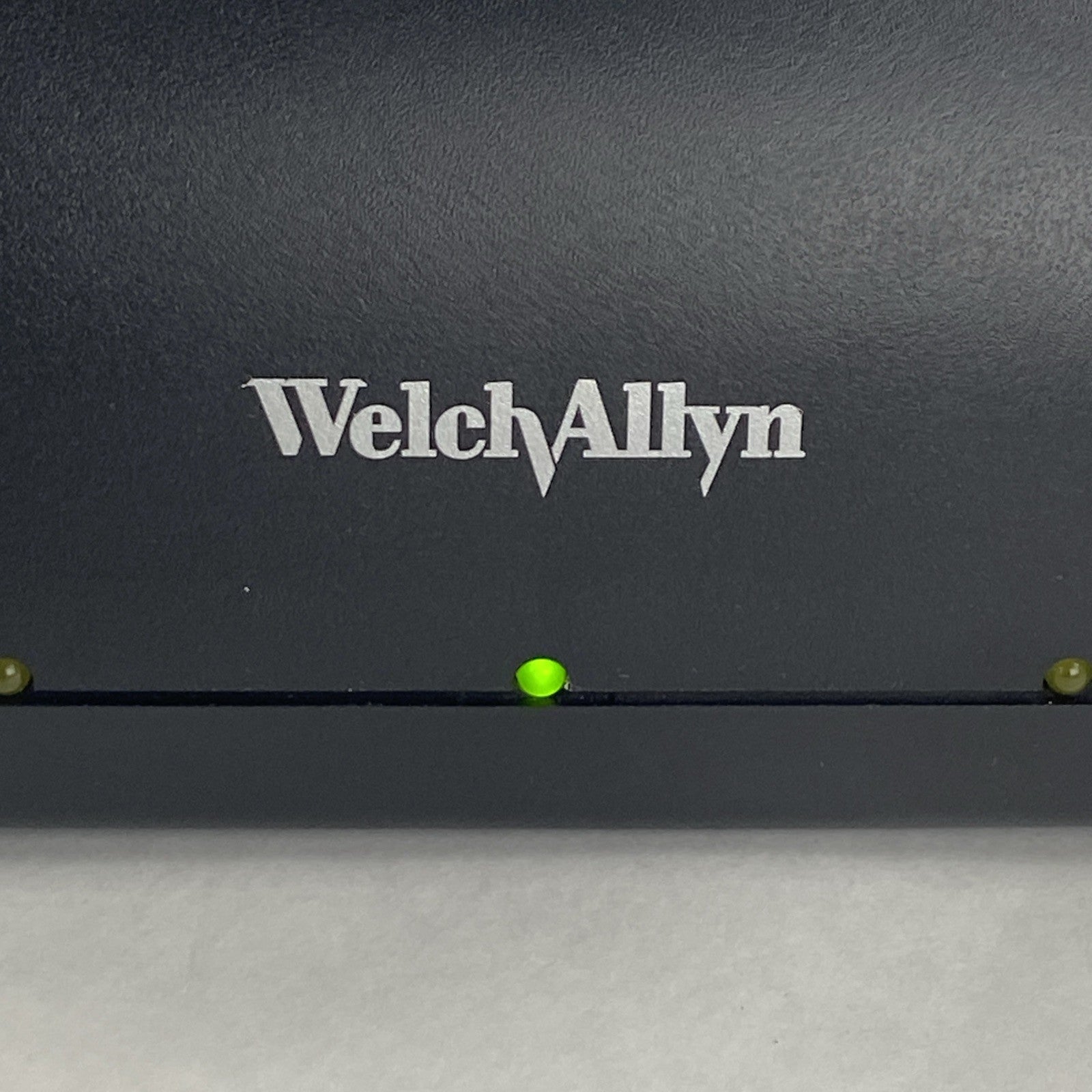 Welch Allyn 7114x Universal Charger1