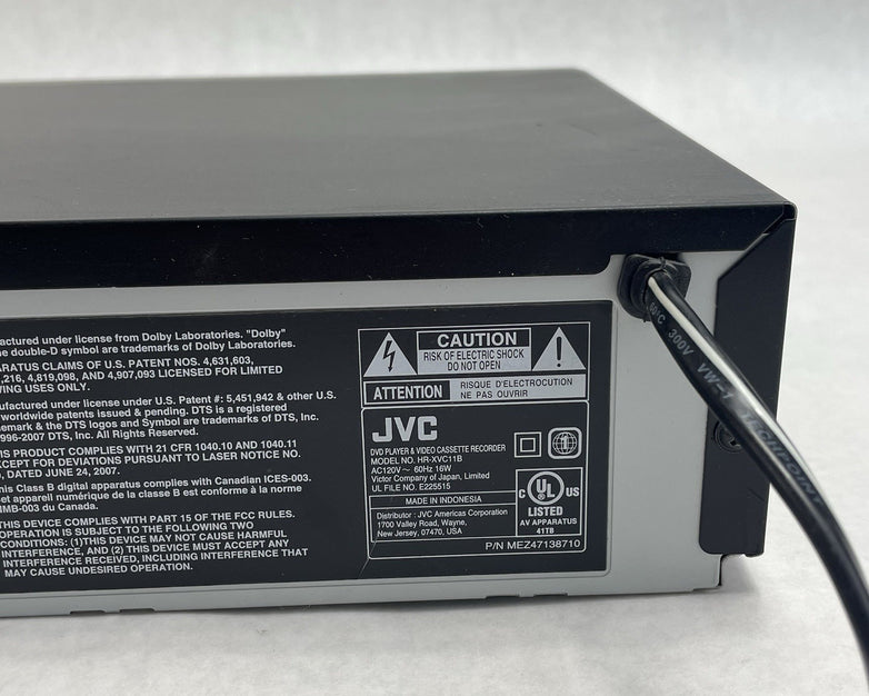 JVC HR-XVC11BJ DVD and VCR Combo Player No Remote Tested/Working