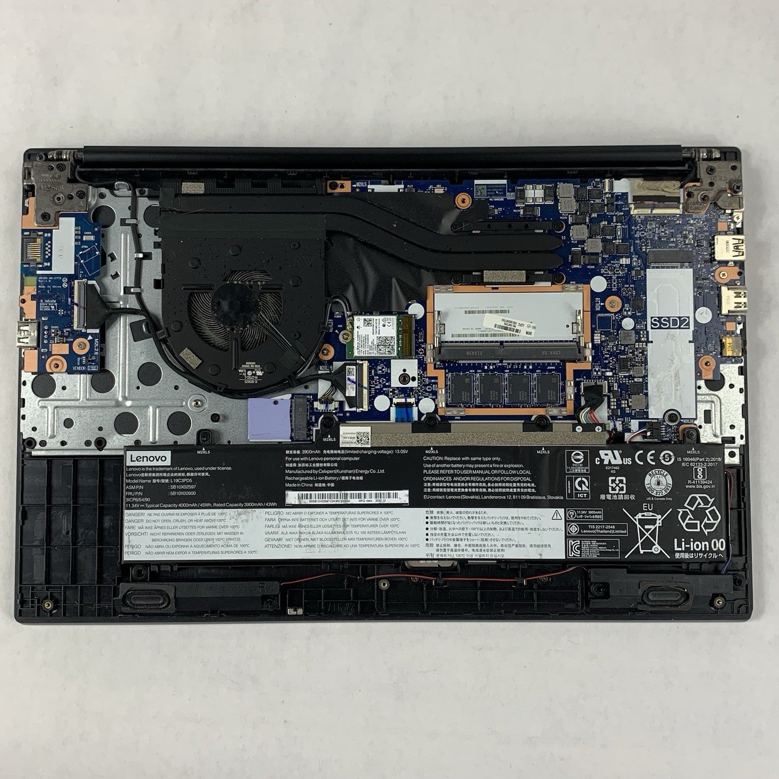 Lenovo ThinkPad E15 Gen 2 15.6" Ryzen 7 4700U 2.0 GHz 8 GB Ram No OS/HDD/AC7