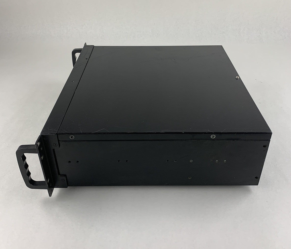Unbranded 2U Server Chassis Rackmount Case No Power Supply No Boards No Caddies