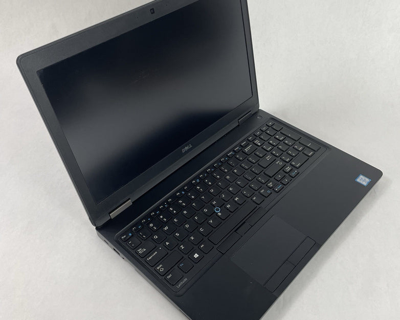 Dell Latitude 5580 15.6" i5-7300U 2.60 GHz 8 GB RAM No SSD/OS/Batt - Bad Corner