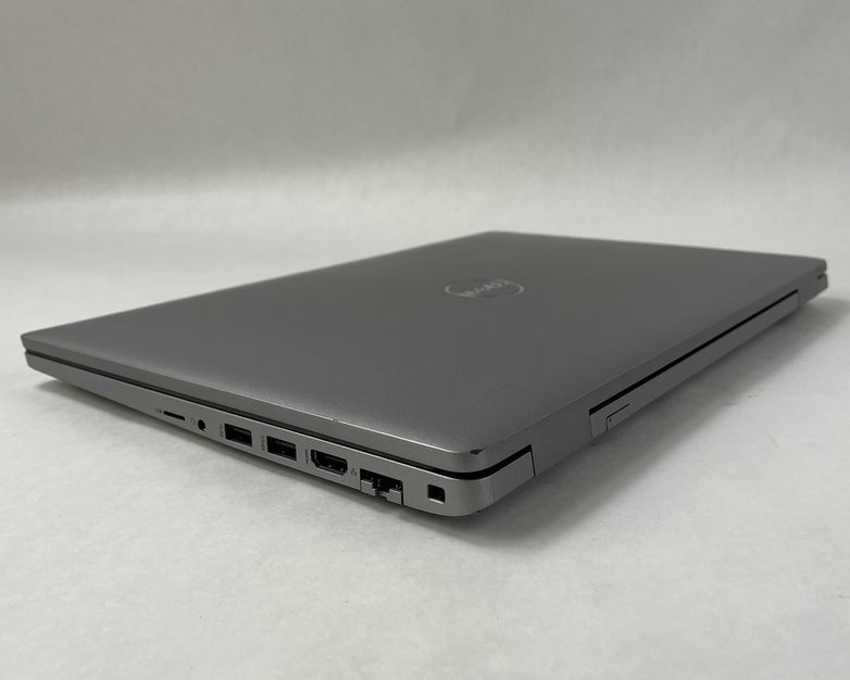 Dell Latitude 5520 15.6" i5-1135G7 2.4GHz 8GB RAM No SSD/OS/AC - Scratched Paint