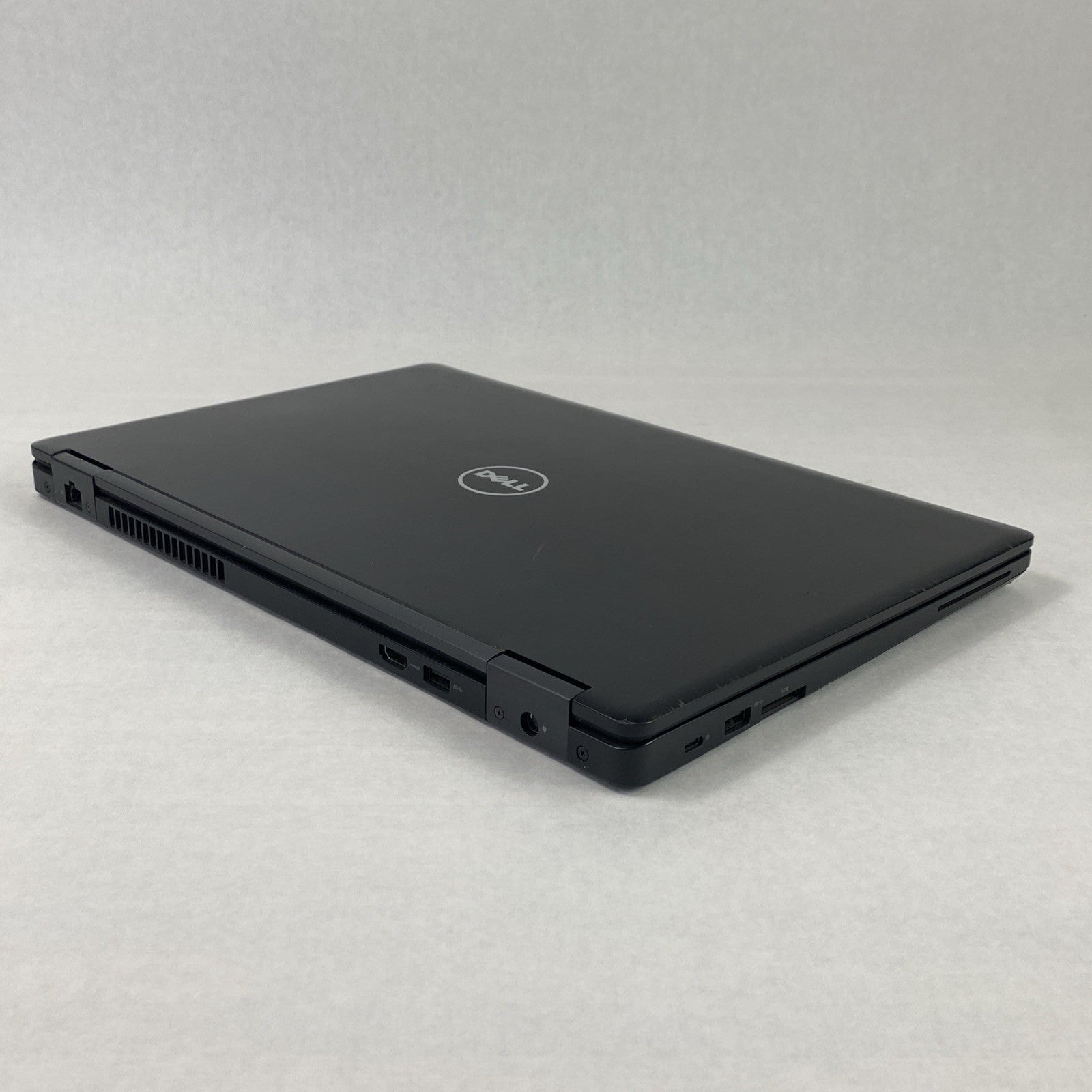 Dell Latitude 5580 Core i5-7300U 2.60 GHz 8 GB RAM 15.6" No Battery No HDD No OS