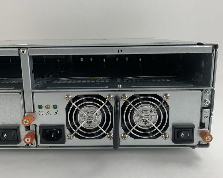 Dell PowerVault MD3000i AMP01 Storage Array 4x Cad 2x PSUs No HDDs/Controllers