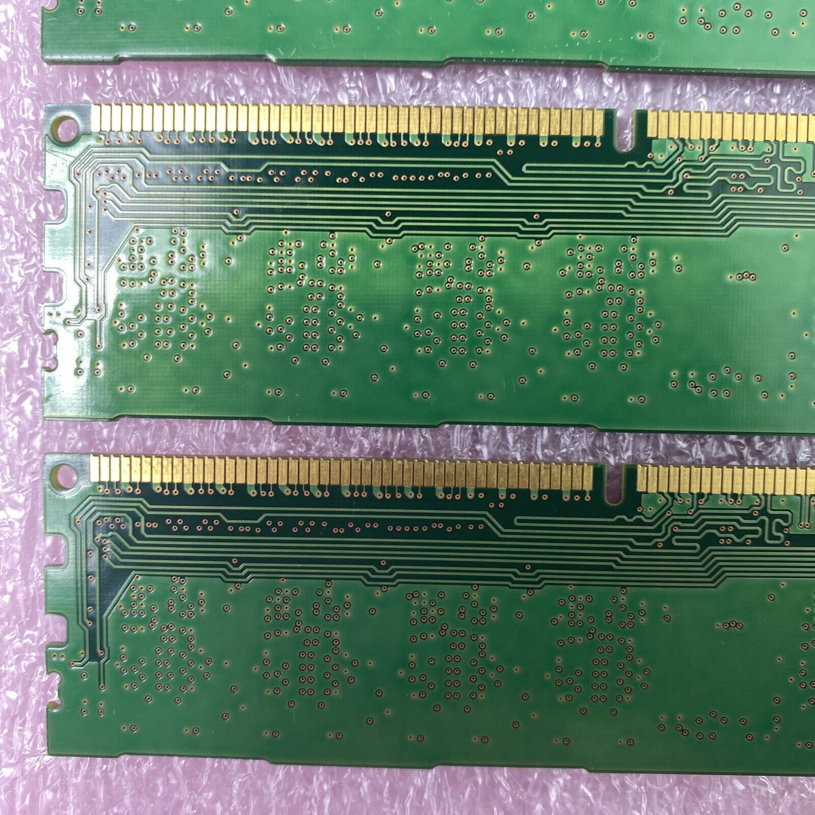 Lot( 4 ) 1GB Micron MT8JTF12864AZ-1G1F1 DDR3 1Rx8 PC3-8500U-7-10-A0 non-ECC RAM
