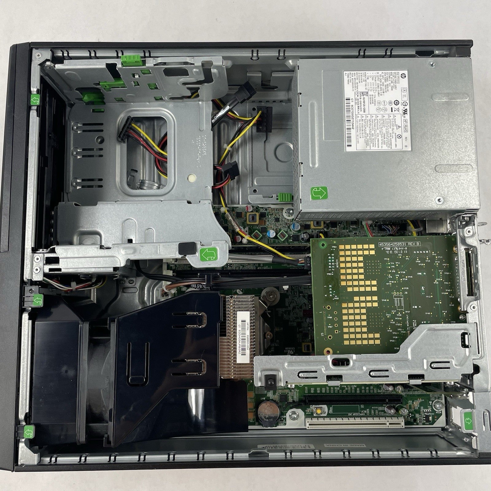 HP RP5 5810 DT i5-4570S 2.90 GHz 4 GB RAM No HDD/OS - Missing Side Panel7
