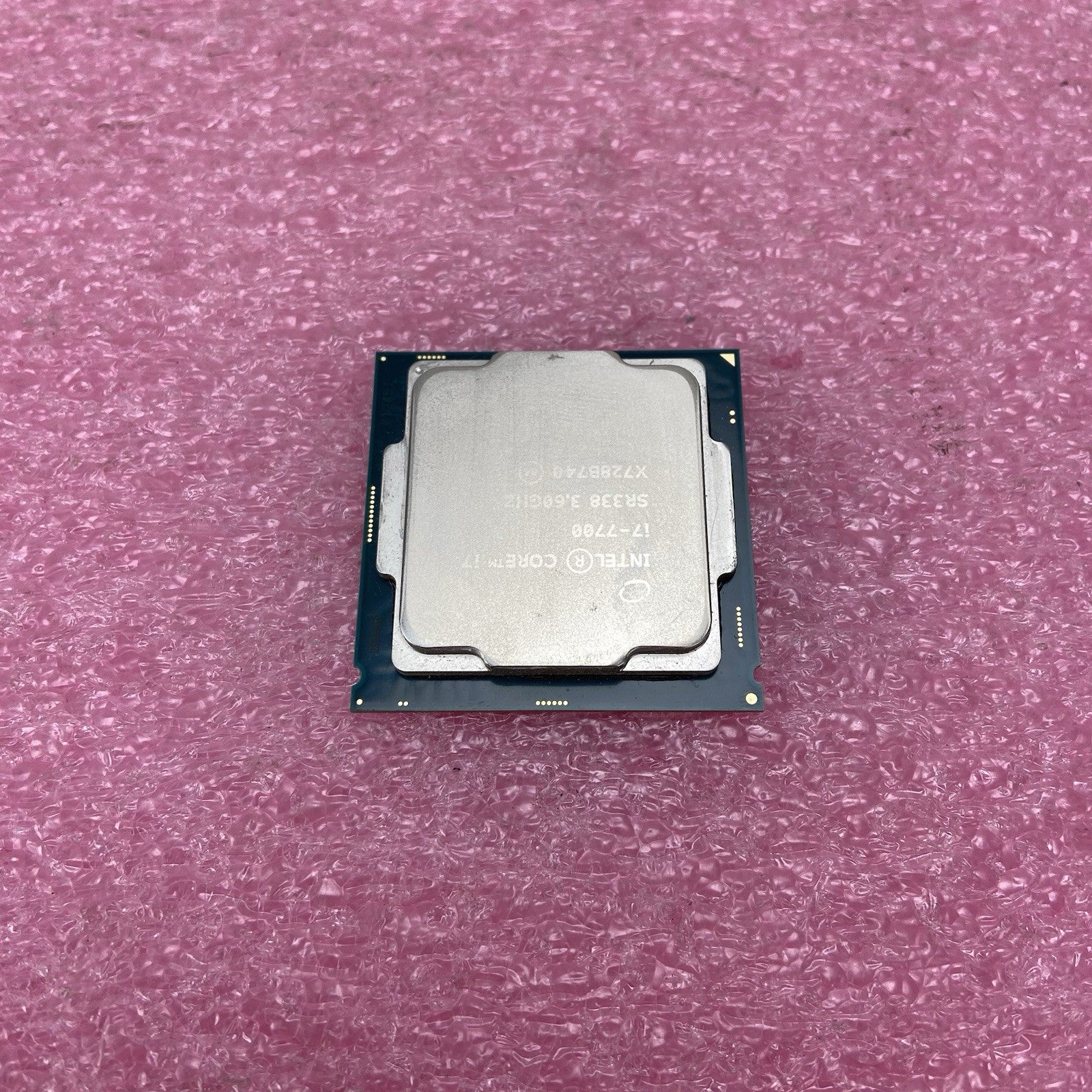 Intel Core i7-7700 SR338 3.6GHz SR338 Desktop CPU3