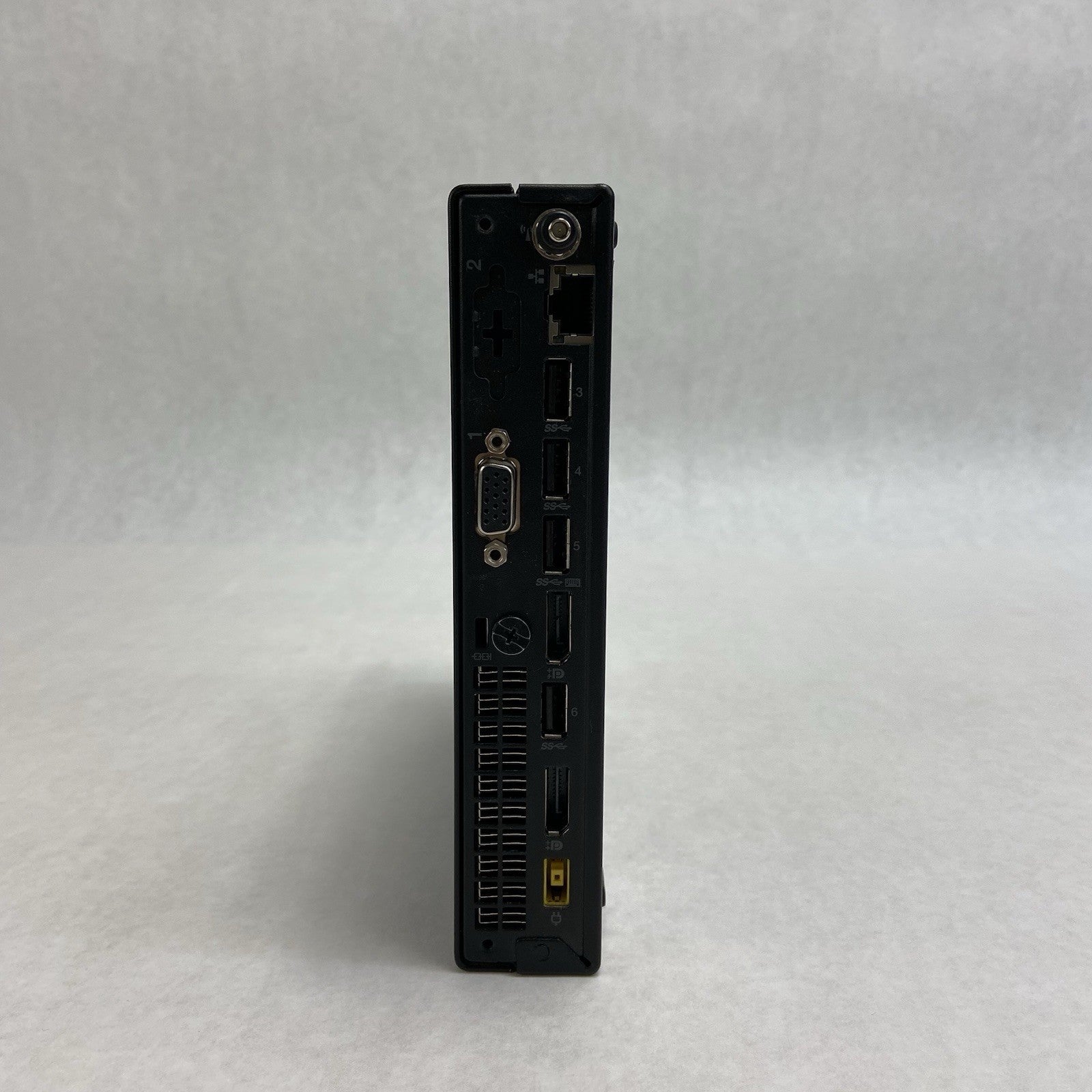 Lenovo ThinkCentre M710Q MFF Intel Core i7-7700T 2.9GHz 0GB RAM No AC/HDD/OS5