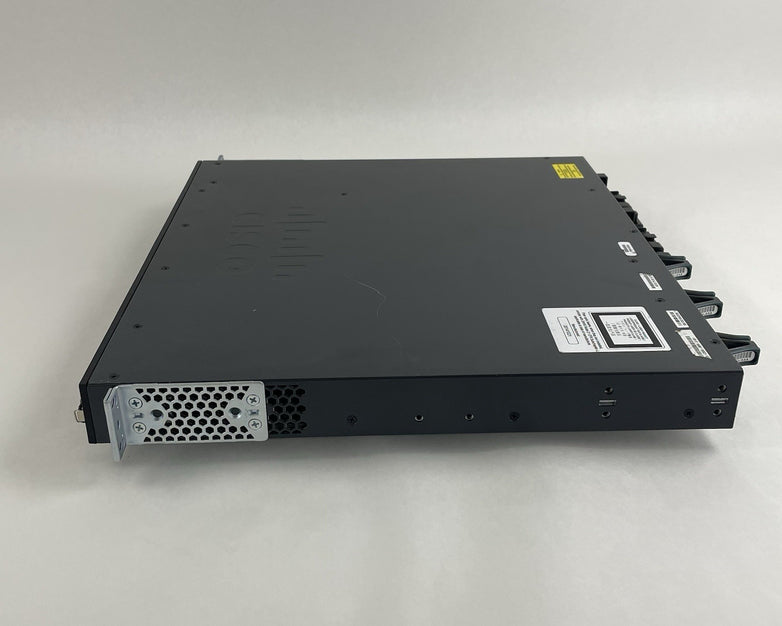 Cisco WS-C3650-48PS-S V01 Catalyst 3650 48-Port PoE+ 4x1G  Tested & Reset 2X PSU