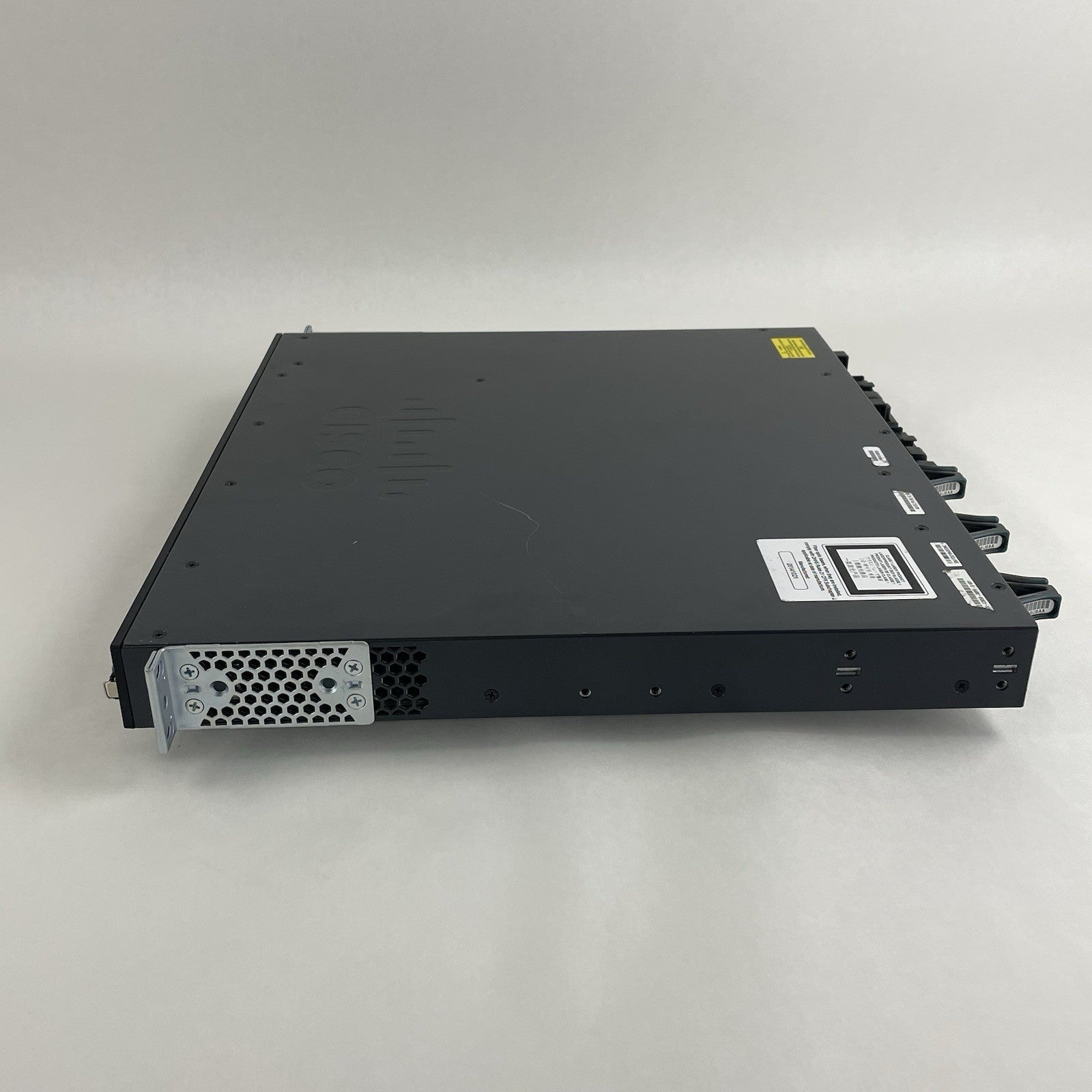 Cisco WS-C3650-48PS-S V01 Catalyst 3650 48-Port PoE+ 4x1G  Tested & Reset 2X PSU8