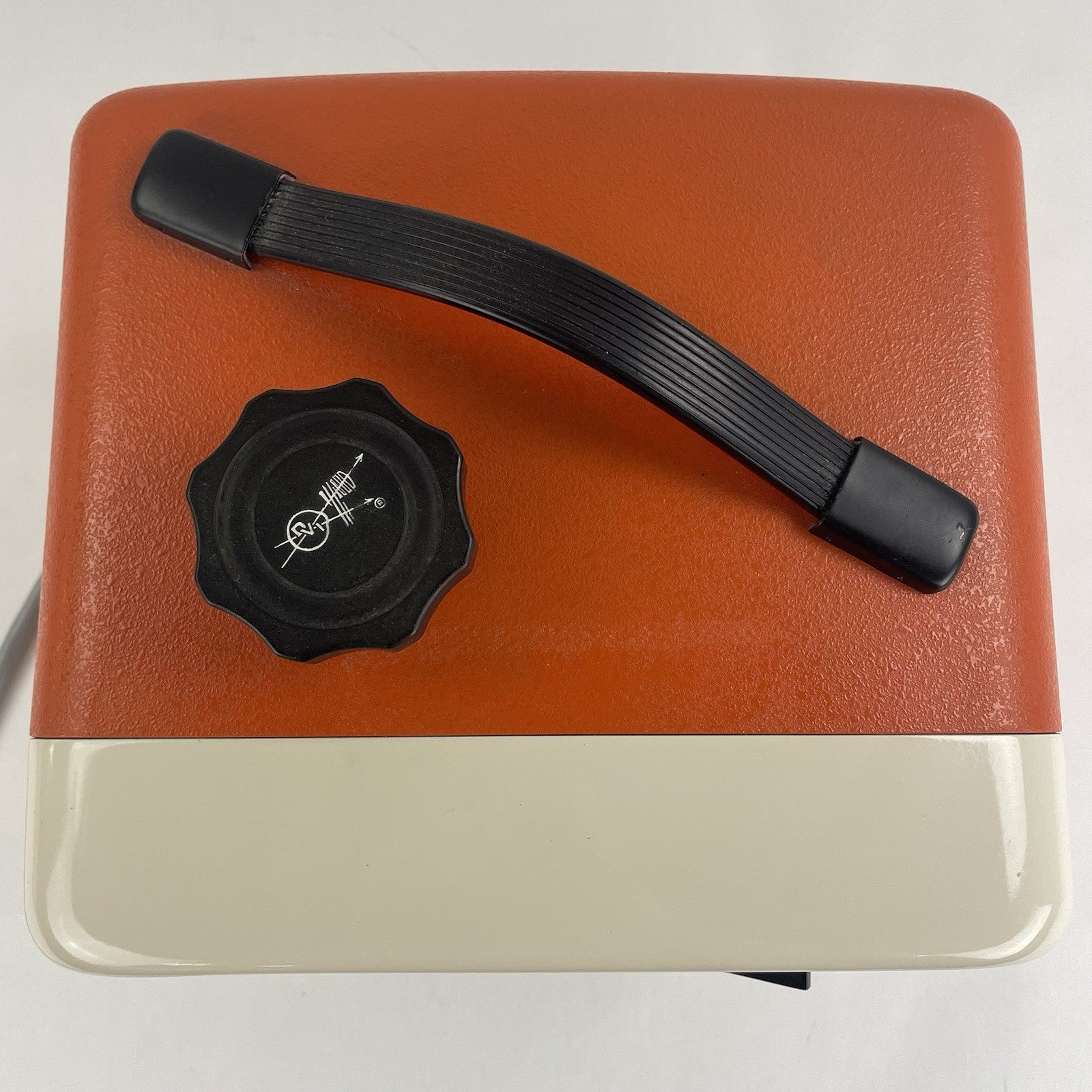 Quadrilite 6000 High Intensity Light Source For Medical Dental6