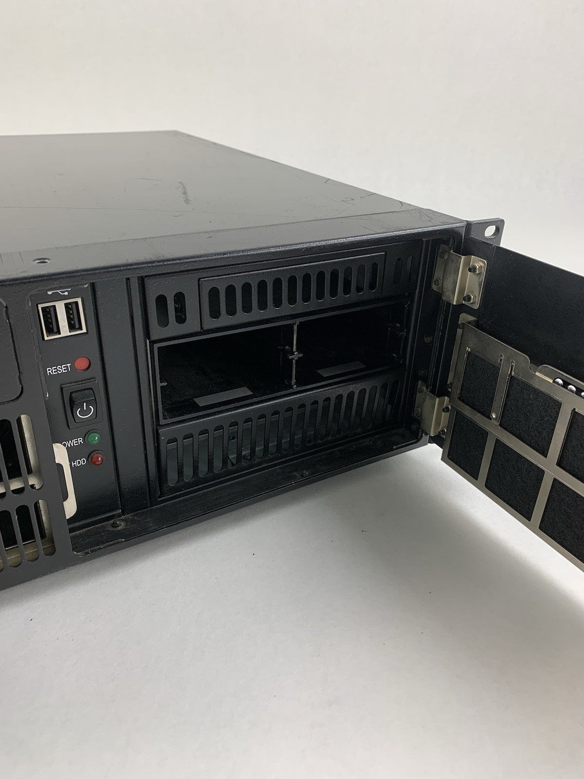 Unbranded 2U Server Chassis Rackmount Case No Power Supply No Boards No Caddies