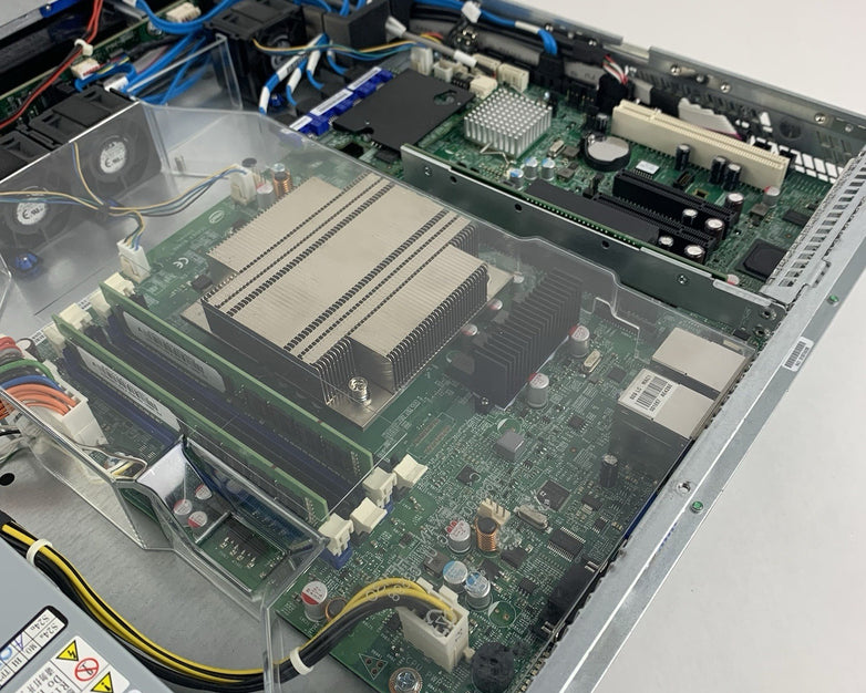 Intel R1304BTLSHBNR S1200BTL Server 1x E3-1225 3.1 GHz 16 GB Ram No OS No HDD