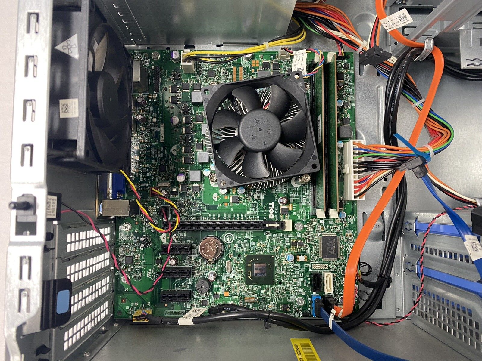 Dell OptiPlex 3010 MT Intel Core i3-3220 3.30GHz 4GB RAM No HDD No OS