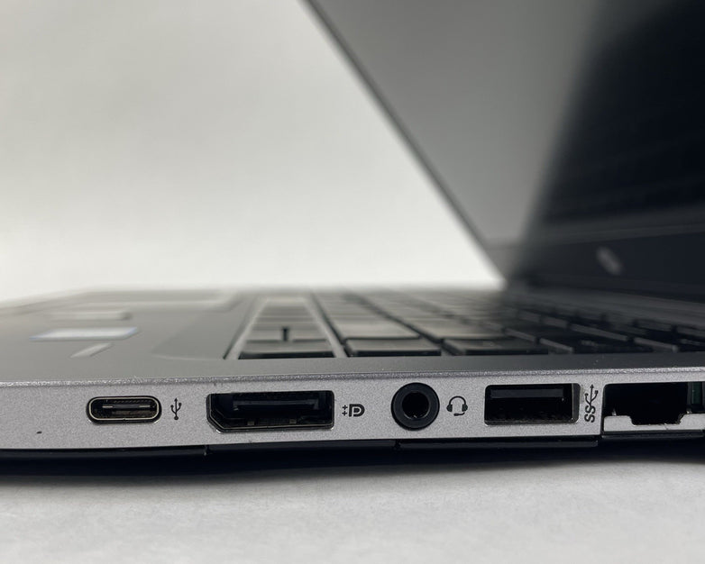 HP EliteBook 840 G3 15.6" i5-6300U 2.40 GHz 8 GB RAM No SSD/OS/AC/Battery