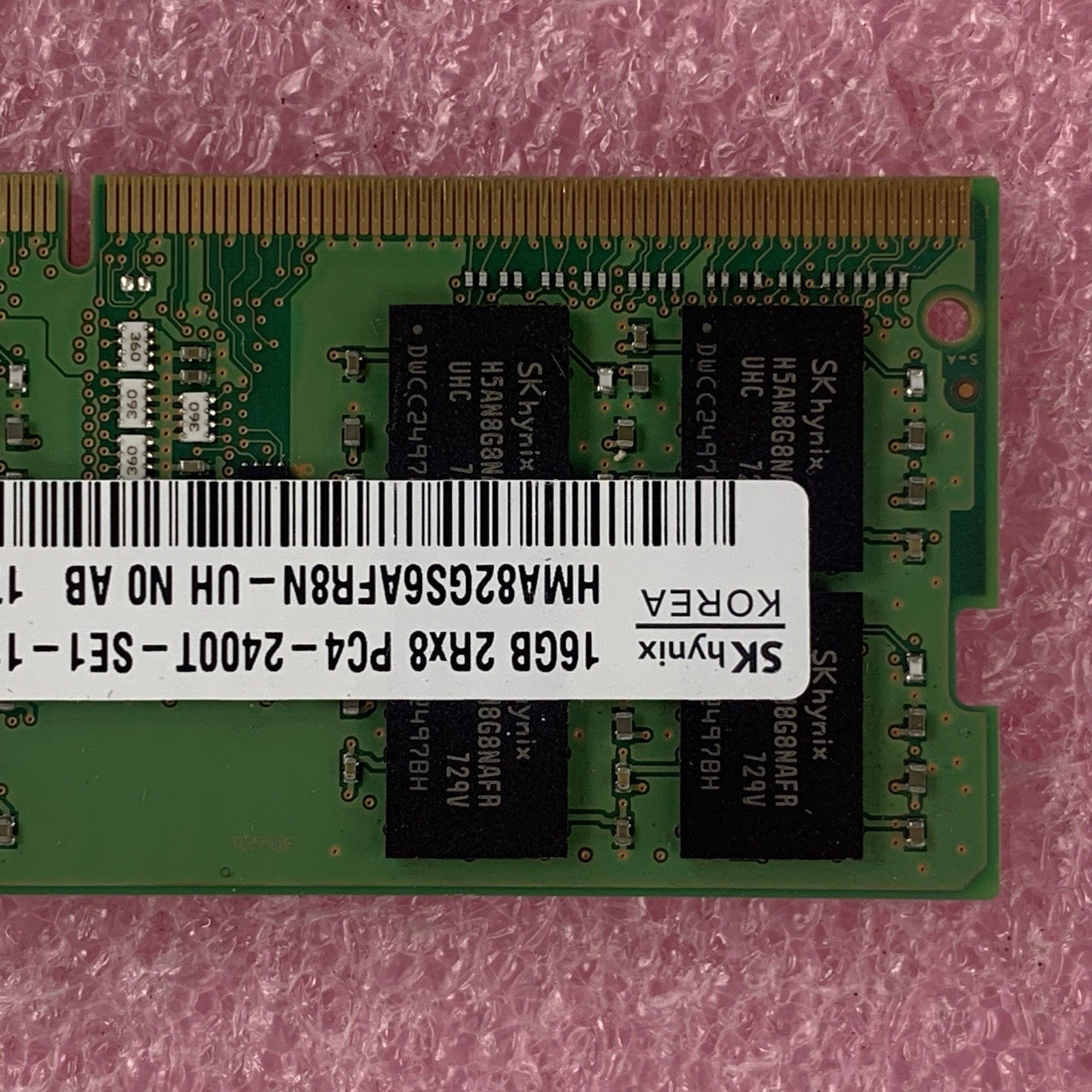 SK Hynix HMA82GS6AFR8N-UH 16 GB 1x16GB DDR4 PC4-2400T SO-DIMM Laptop Memory Ram2