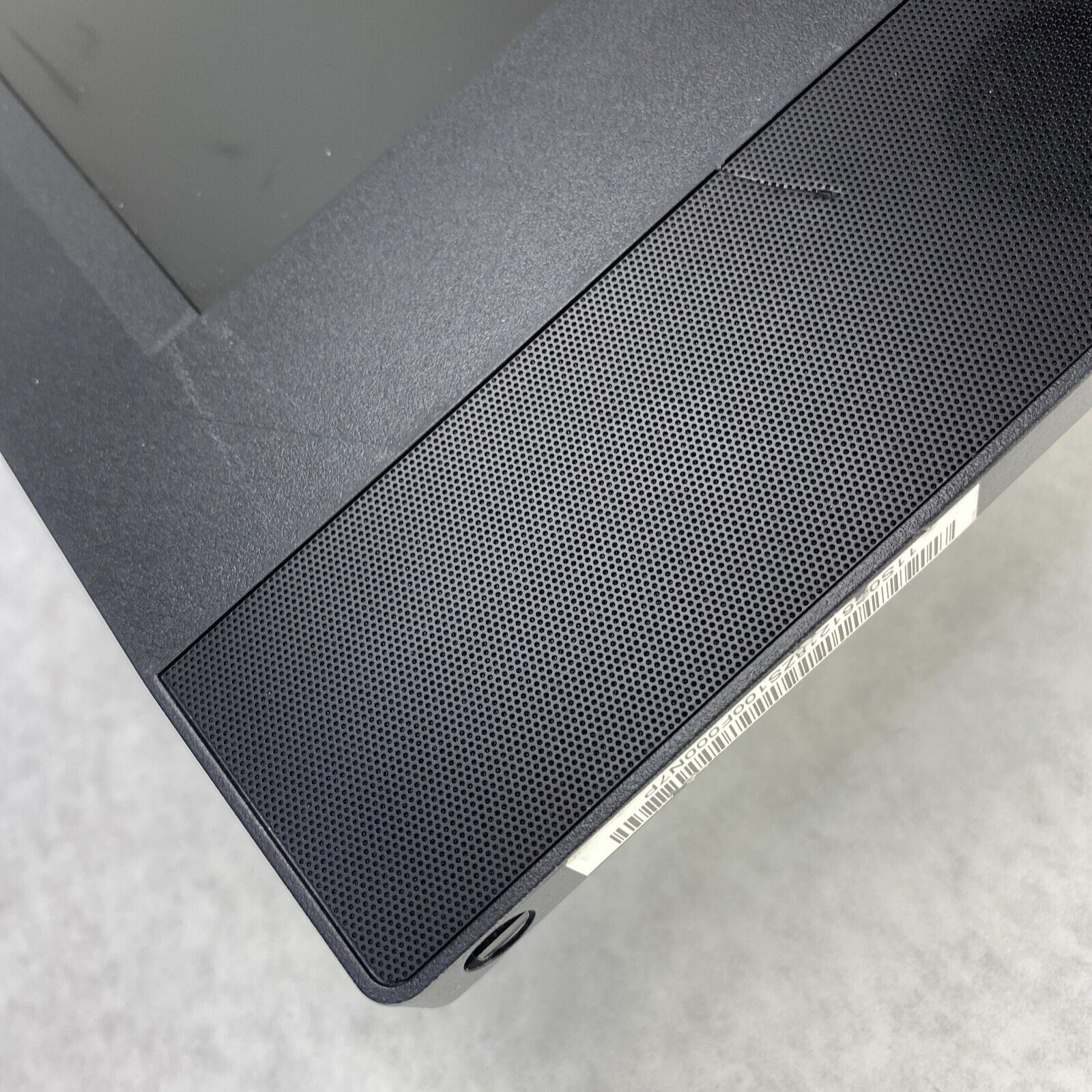 Lenovo ThinkCentre M72z 20" AIO Pentium G2020 2.90GHz 4GB RAM No Stand No HDD OS