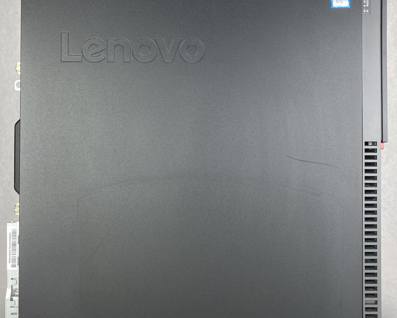 Lenovo ThinkCentre M900 SFF Quad Core i7-6700 3.40GHz 1x8GB RAM DVDRW No HDD OS