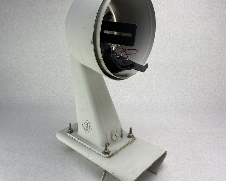Pelco DF5-PG-E1 Fixed Mount Outdoor Pendant No Camera w/ Wall Mount PA-402