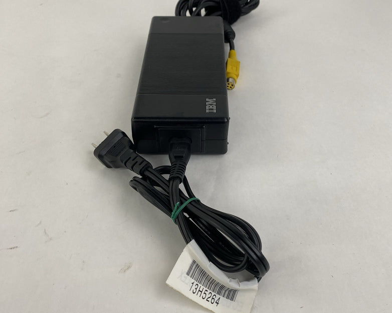 IBM 02K7091 120W 16V 7.5A 4 Pin AC Adapter