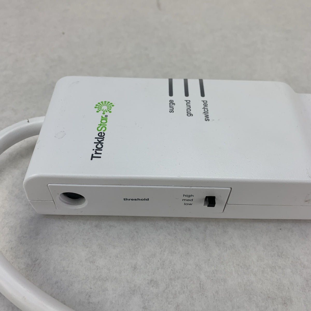 TrickleStar TS1104 7-Outlet Tier 1 Surge Protector Powerstrip 181SS-US-7XXXA-D1
