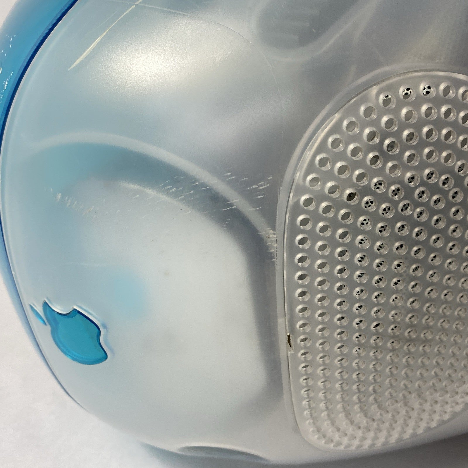 Apple M5521 iMac G3 1999 PowerPC 750 G3 350 MHz 64 MB RAM No HDD No OS