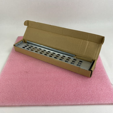 APC OM-756F REV11 Rail ASM Right/ Left Rail Kit