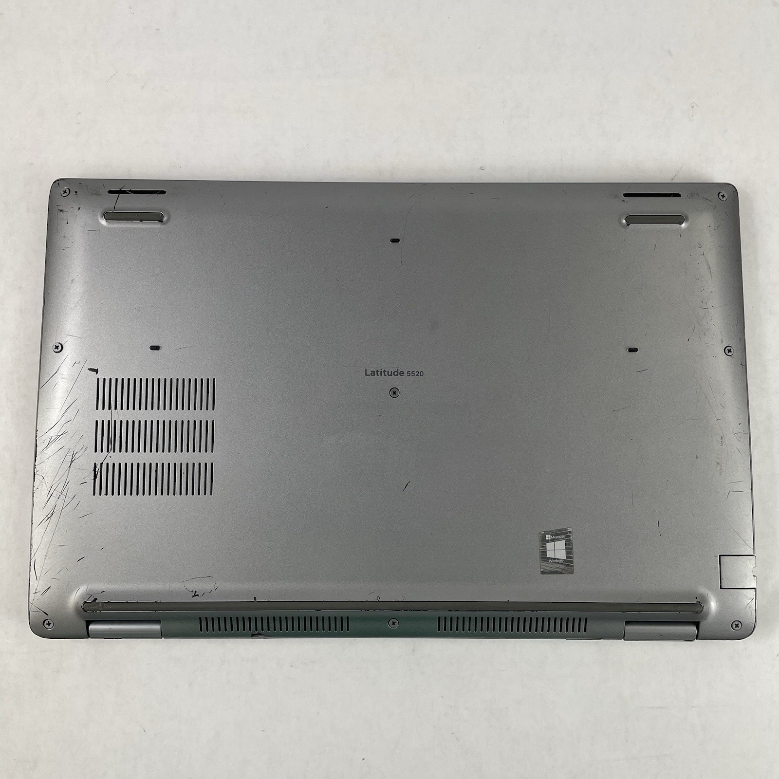 Dell Latitude 5520 15.6" i5-1135G7 2.40 GHz 8 GB RAM No SSD/OS/AC/Batt - READ17