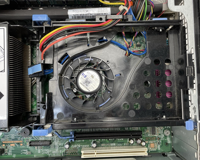 Dell Optiplex 780 SFF Core 2 Duo E8400 3.00 GHz 4 GB RAM No HDD/OS