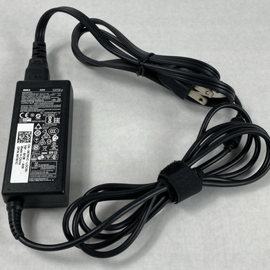 Dell 65W 06TM1C LA65NS2-01 19.5V 3.34A AC Adapter 7.5mm Large Tip (Lot of 5)