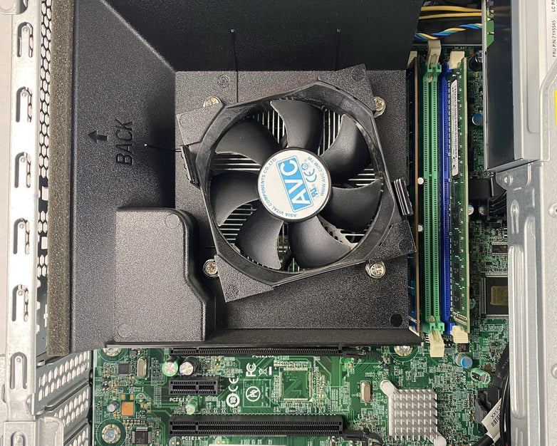 Lenovo ThinkCentre M83 DT Intel Core i5-4670 3.4GHz 8GB RAM No HDD No OS