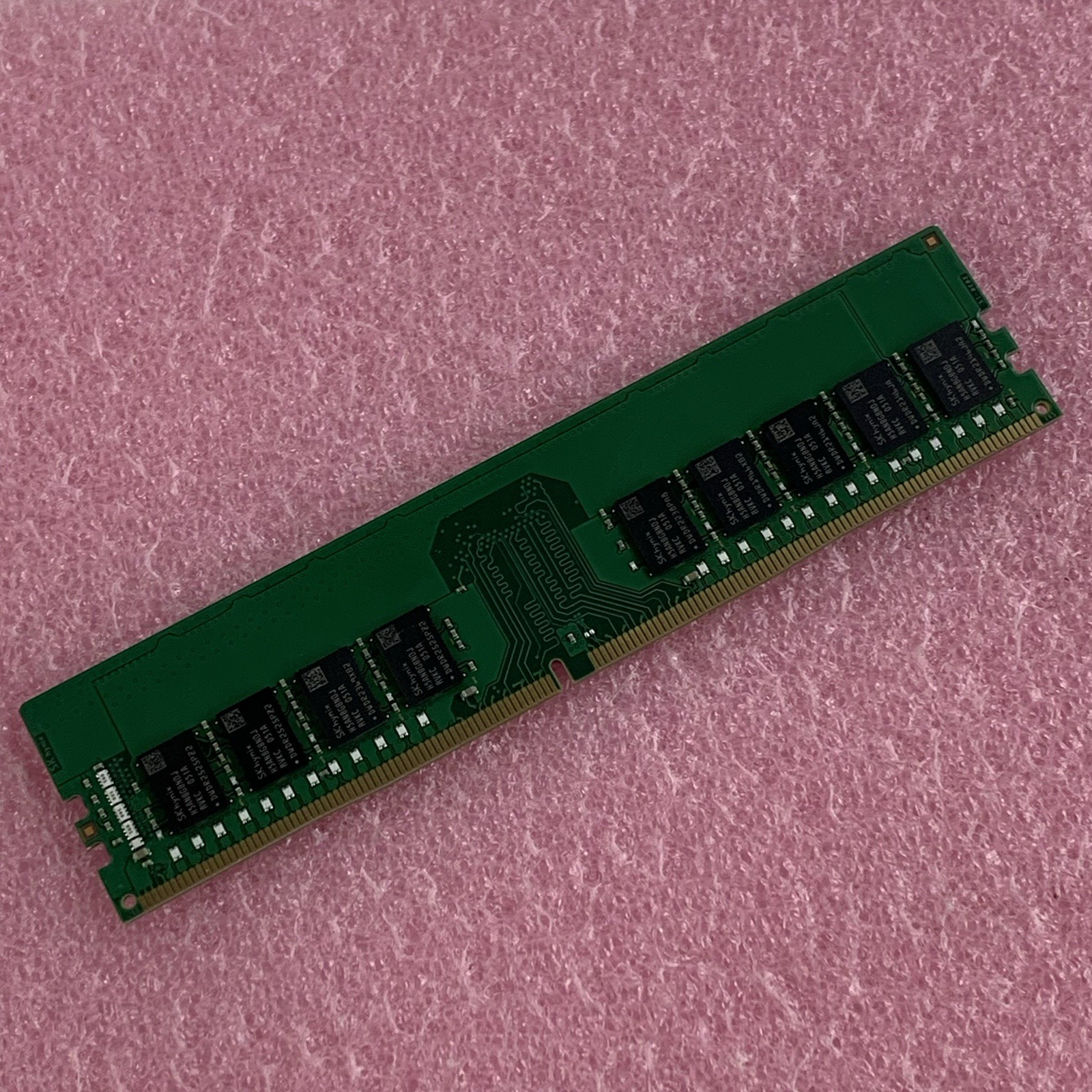 SK Hynix HMA82GU7DJR8N-VK 16 GB DDR4 ECC UDIMM Server Memory RAM4