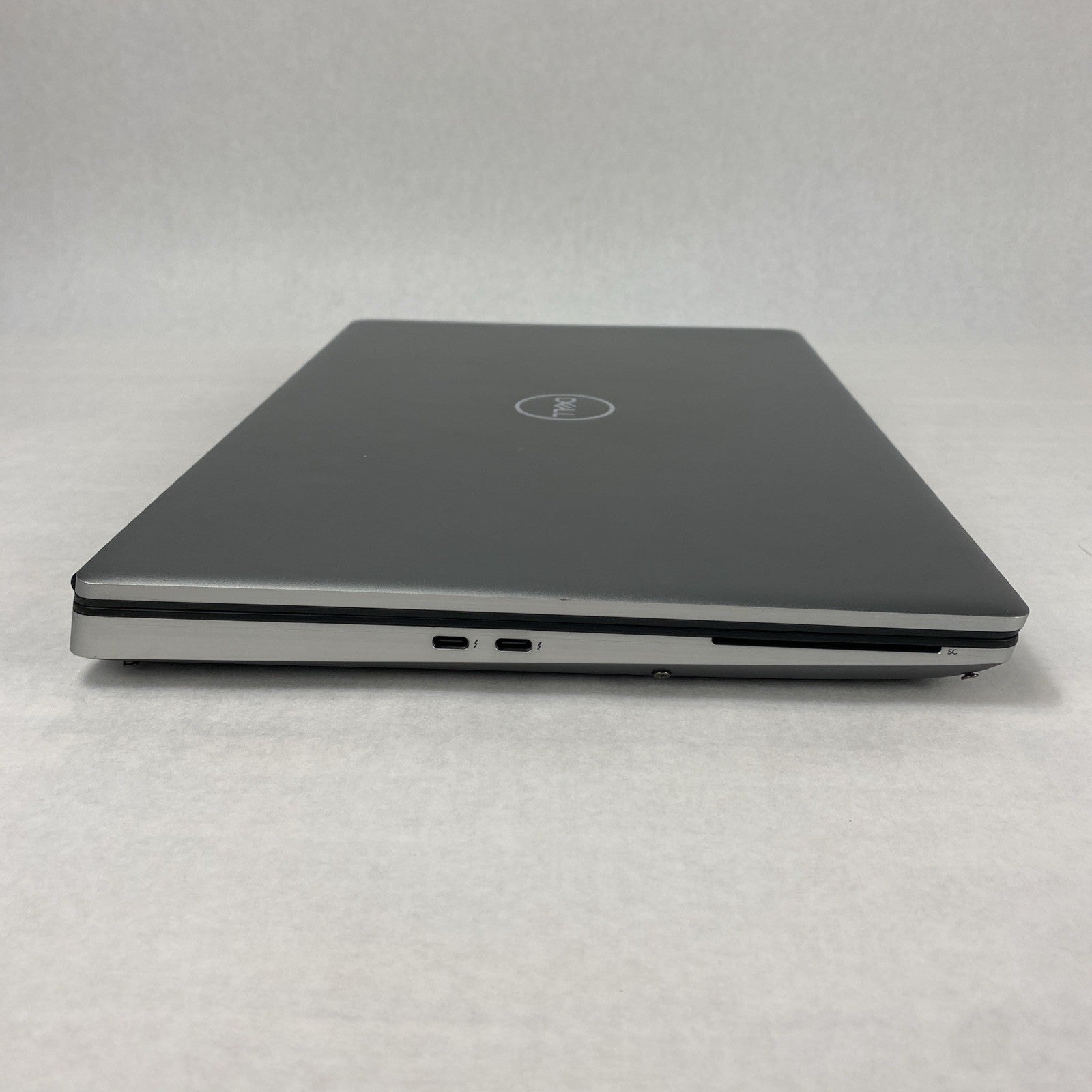 Dell Precision 7560 Intel Xeon W-11855M 3.16GHz 32GB RAM 15.6" No HDD No OS