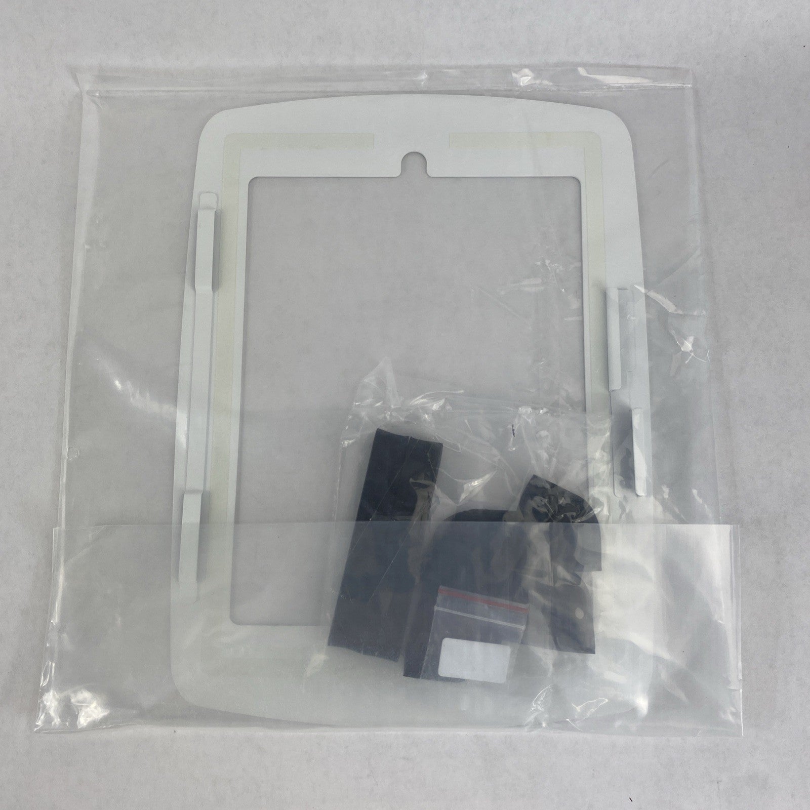 BossTab BFU0-2004 Fusion White Faceplate iPad Pro 10.5"6