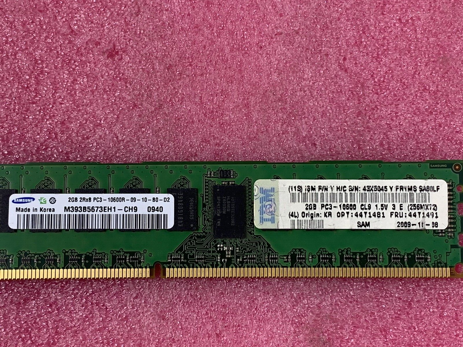 Samsung 4GB Kit 2x4GB 2Rx8 PC3-10600R-09-10-B0-D2 Server Ram M393B5673EH1
